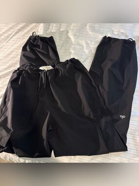 ALO Yoga Men's Black Performance Joggers with Drawstring